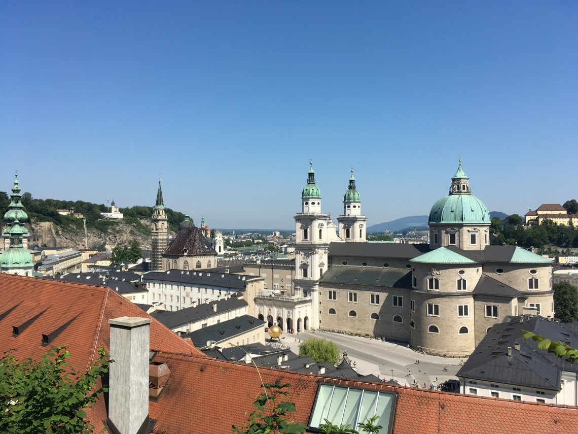 19EC43AE-AB82-4FB9-87E3-76DD83C10520