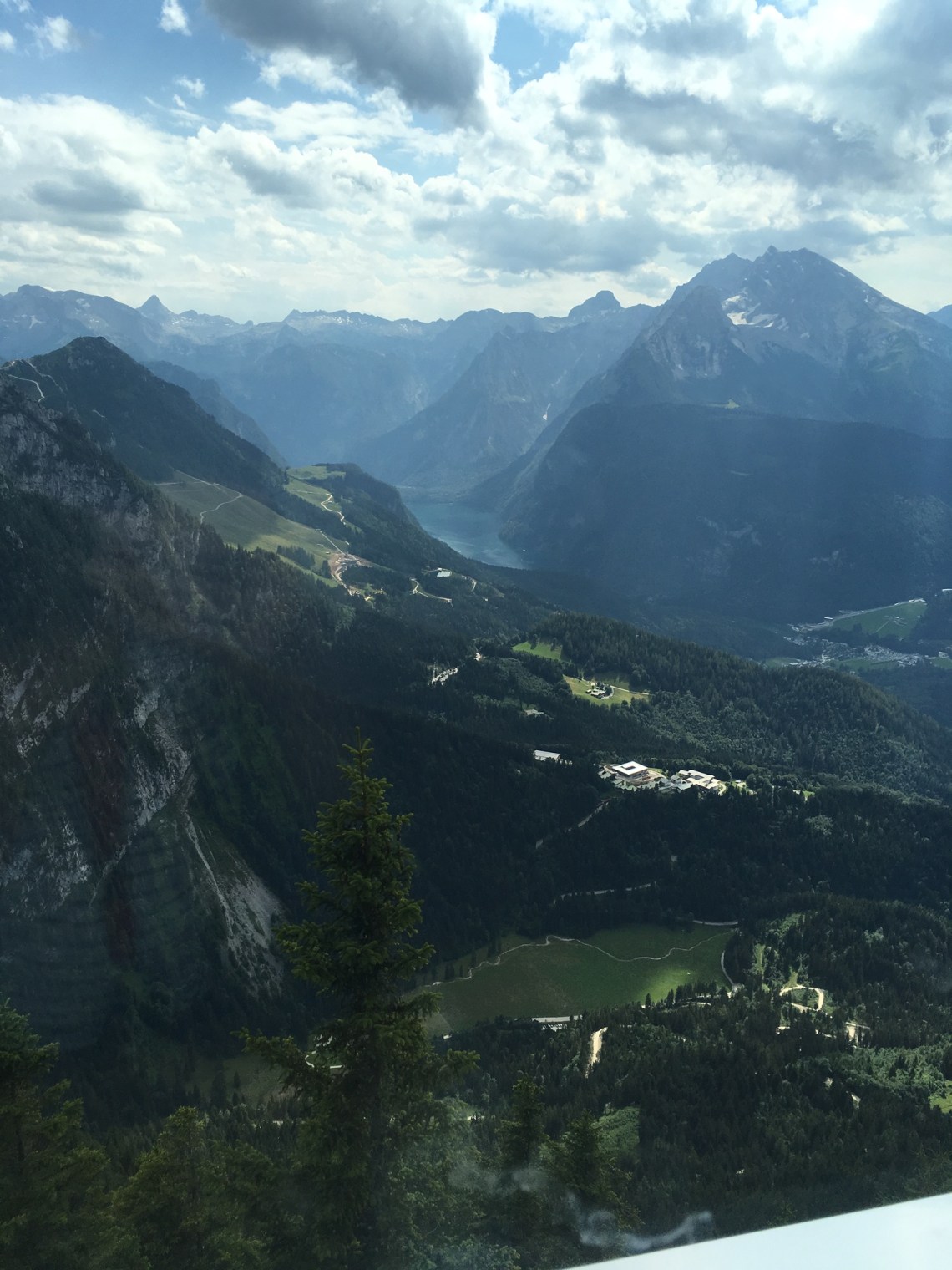 4448071F-4BA3-4D83-AC9E-85469E2F285F