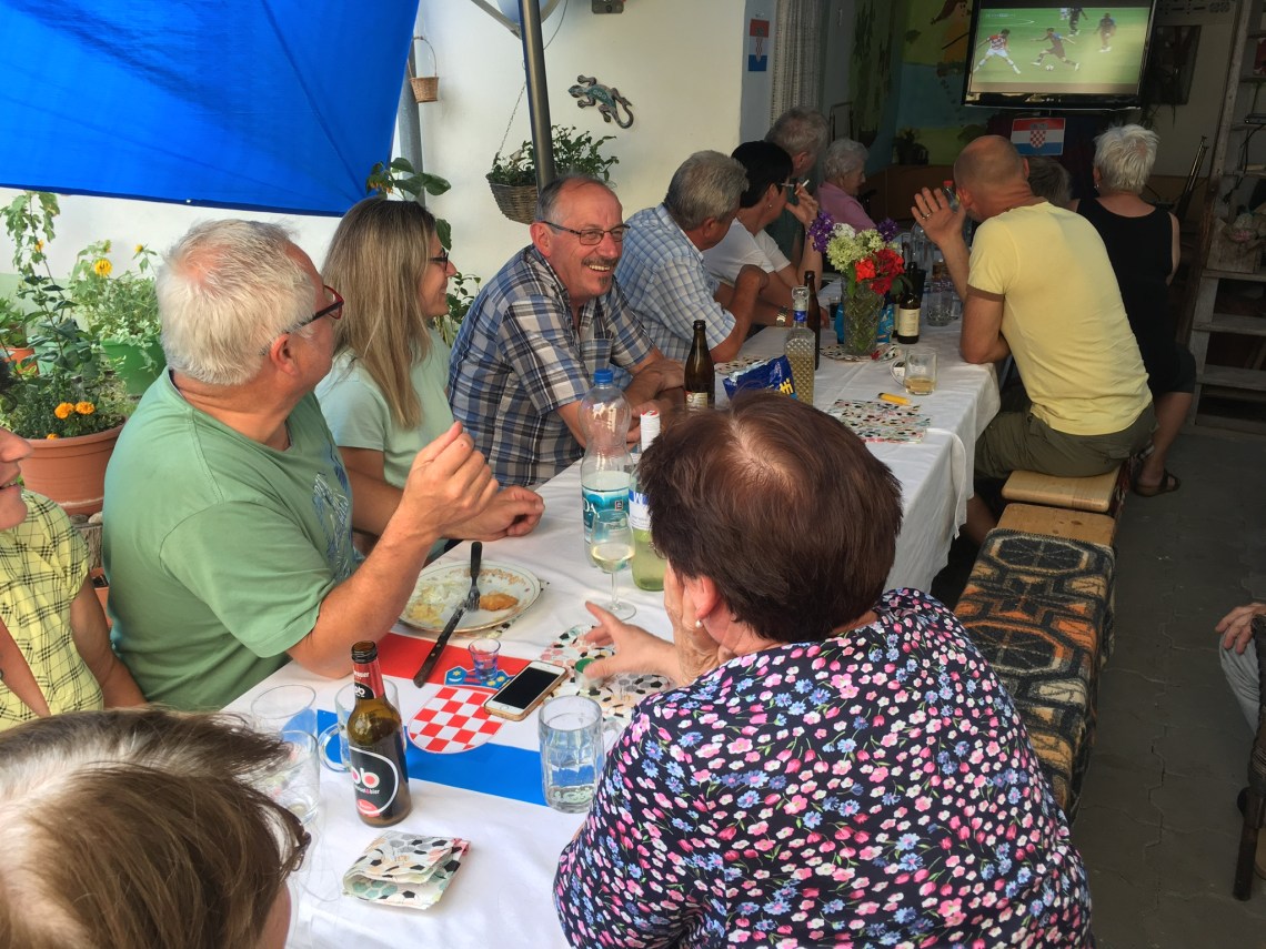 935E4A8E-449A-438B-A65F-A7CF745B7CFD