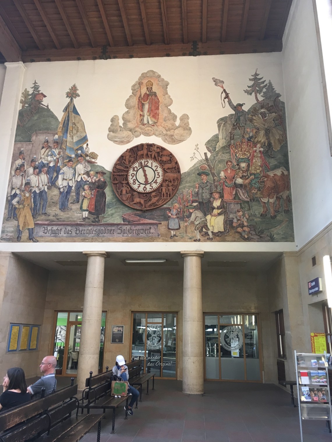 99DB3EE6-F782-4C3C-8405-1928BBE64129