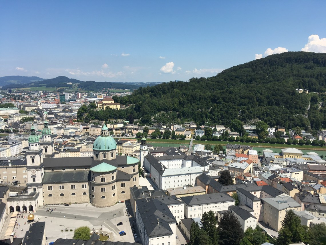 9E0A87C5-499B-464E-82DD-9289765E72C3