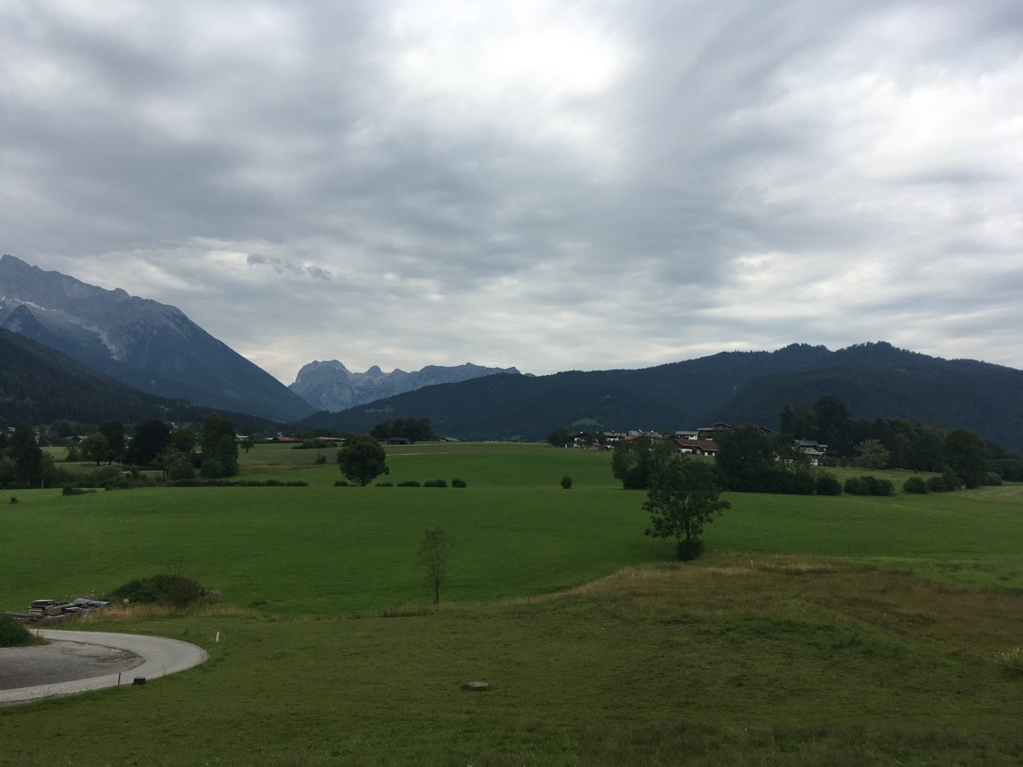 CC4E2BAB-C636-47B2-B7CC-08DF82EF0FE9