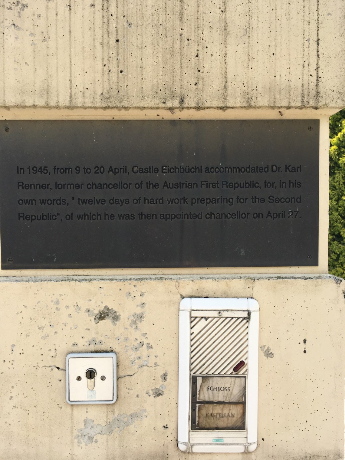 40B1C667-98CC-4E43-98FF-2CBA9C8769EF